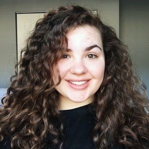 Meet your Posher, Maggie